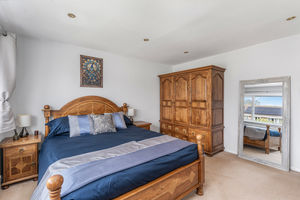 Gauntlets Close Bloxham